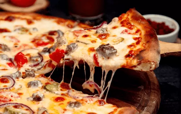Khám phá 2 loại phô mai sợi làm Pizza thêm hoàn hảo